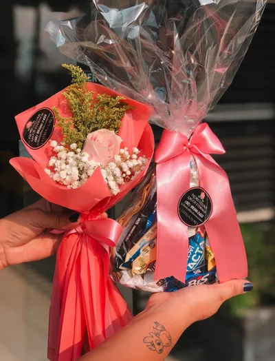 Rosa Unique com Chocolates