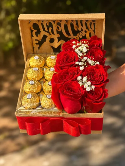 Box Roses