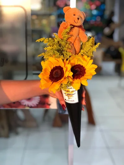 Cone Girassol com Chaveiro