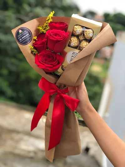Ramalhete Luxo Ferrero Rocher