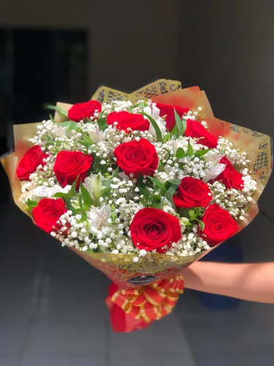 Buquê 12 Rosas Vermelhas
