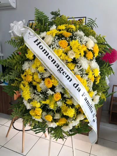 Coroa de Flores Média Amarela