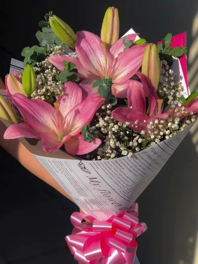 Buquê de Lírios Clássico Rosa