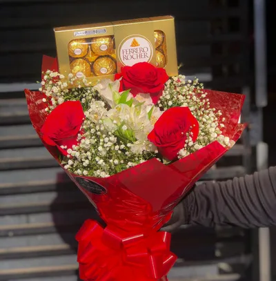 Buquê 03 Rosas com Ferrero Rocher