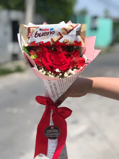 Rosa Momentos com Kinder Bueno